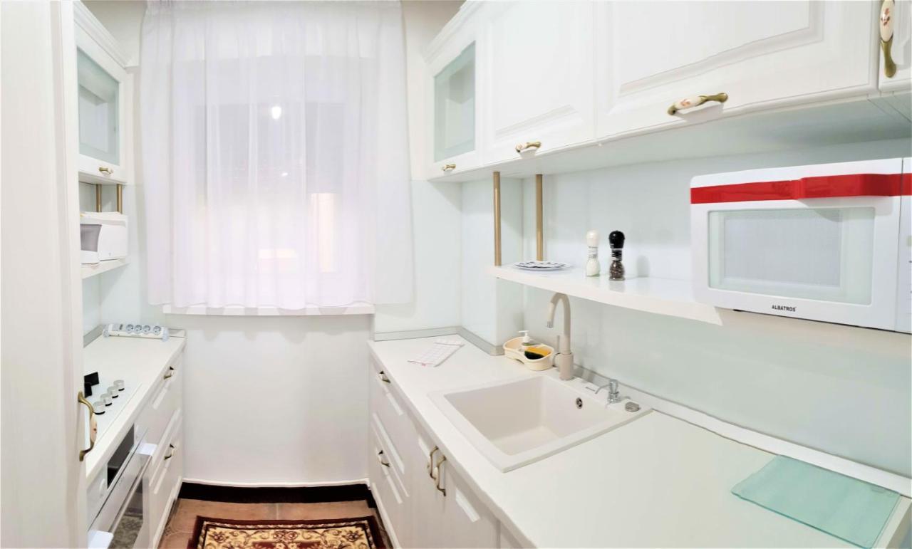 My Hotel Apartments Βουκουρέστι Εξωτερικό φωτογραφία